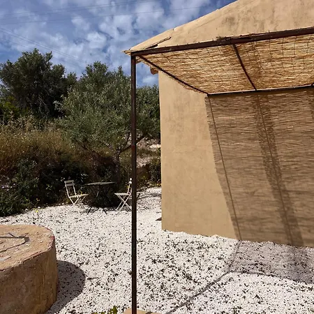Tatil Evi La Casetta La In Land Burgio (Siracusa)